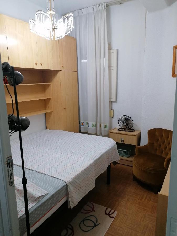 Mary'S Rooms Low Cost Valencia Exteriör bild